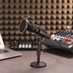 maono-hd300t-usb-xlr-podcast-dynamic-microphone-studio-mic-k-2 - MegaComputer.pk
