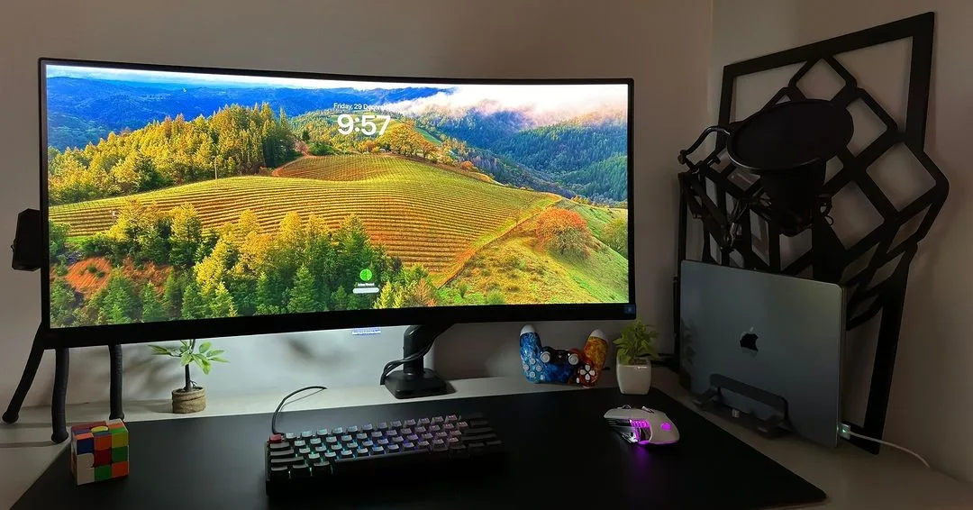 Philips 349P7FUBEB Brilliance 34inch WQHD 100hz Monitor with USB type C (Used) Bundled with MXG BMA-12U Single Monitor P