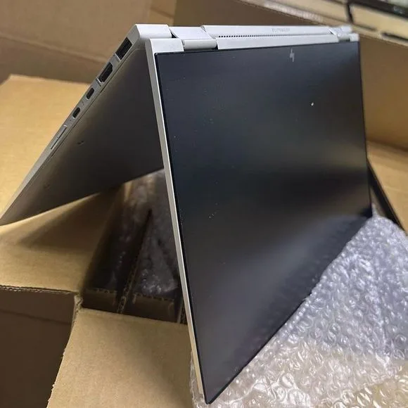 HP EliteBook X360 1040 G6 8th Gen Core i7 16GB 512GBSSD 14" Full HD 1080p IPS eDP PSR AG Convertible Touchscreen 1000nit